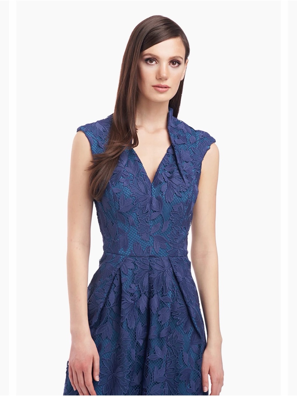 Kay Unger Navy Floral Lace V‑Neck Jumpsuit - Picture 3 of 7